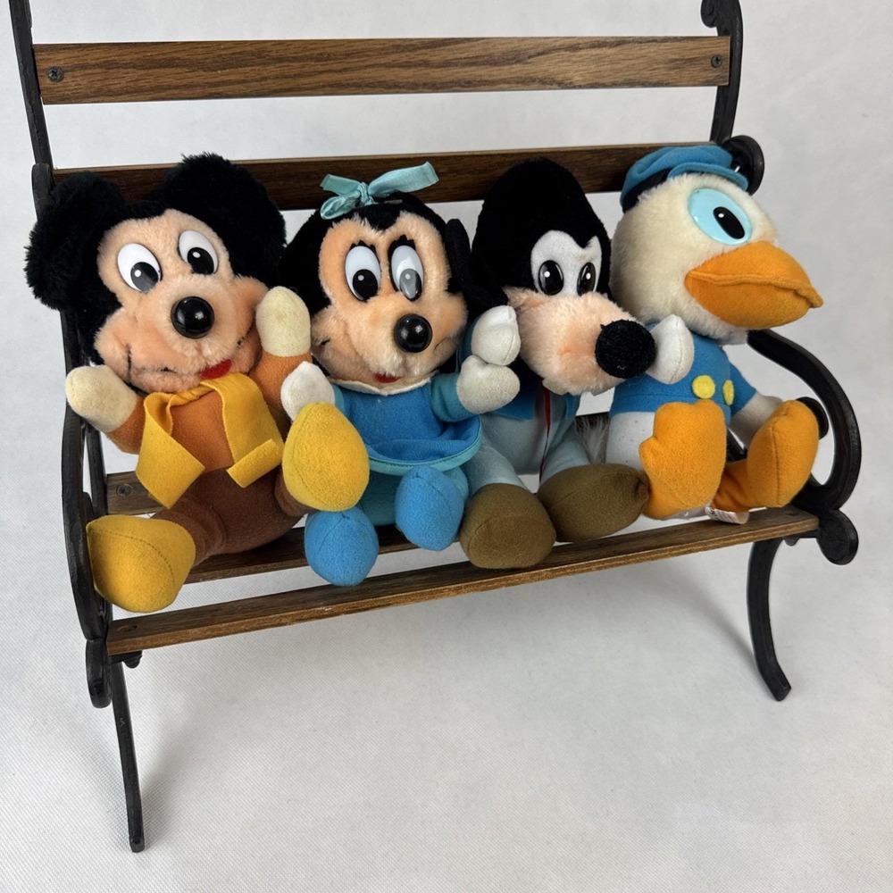 Disney Mickeys Christmas Carol Plush Set‎ Mickey Minnie Goofy Donald Vintage 80s